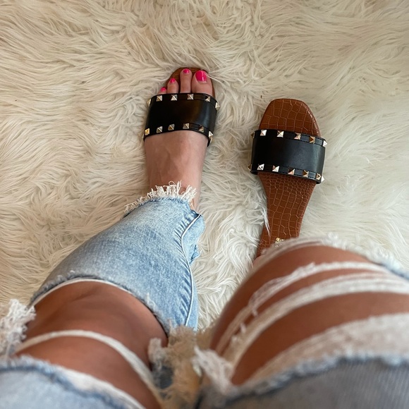 Black Gold Studded Slide Sandals - Picture 15 of 15